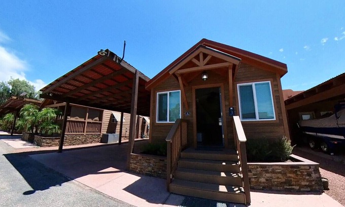 Parker Strip Villa | Riverfront Beach Villa: Guest Rated 9.8 with Ocean Views