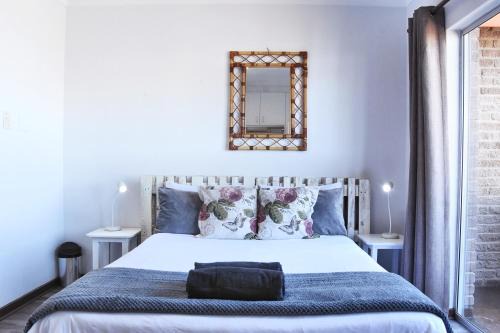 Henties Bay House | Beachfront Self-Catering Retreat with Ocean Views & Pet-Friendly