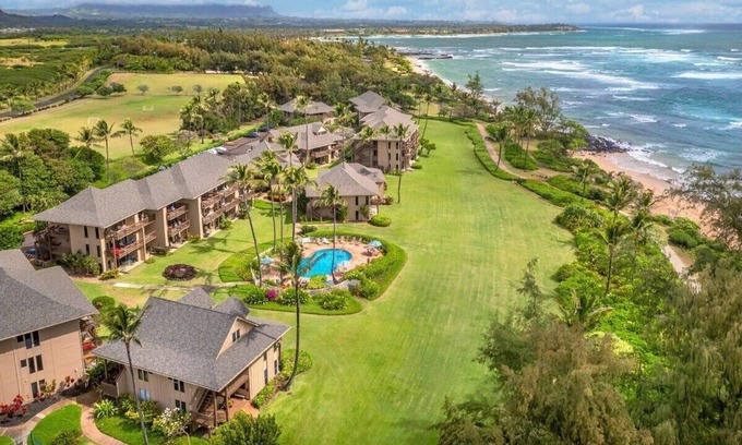 Lihue Condo | Beachfront Bliss: Steps to White Sand & Premier Amenities