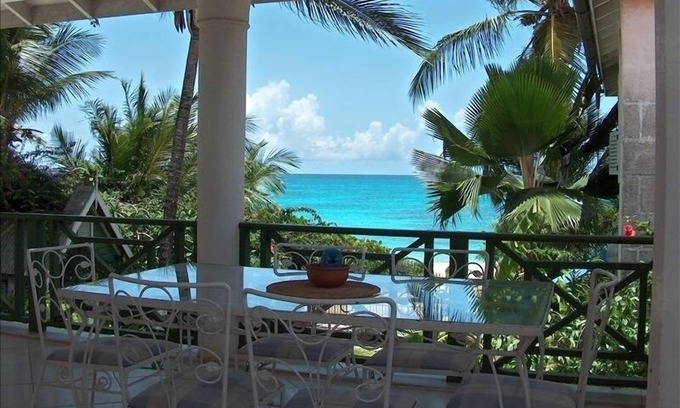 Brighton Villa | Beachfront Studio with Pool and Ocean View in Barbados
