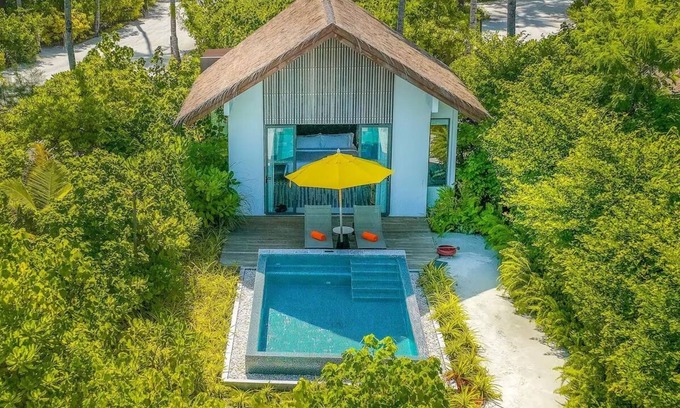 Farukolhufushi Island Hotel | Beachfront Studios: Experience Music Infused Nights in Maldives