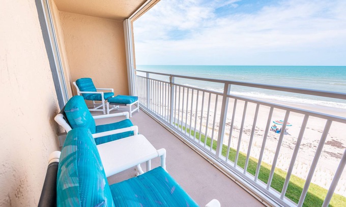 Indian Harbour Beach Condo | Beachfront Getaway with Ocean Views and Pool Access