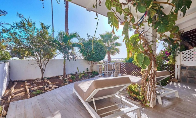 Santa Maria House | Beachfront Villa in Santa Maria