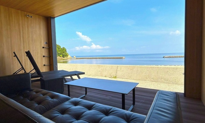 Awaji House | Beachfront villa with sauna just 30 seconds walk to the sandy beach/Awaji Hyōgo