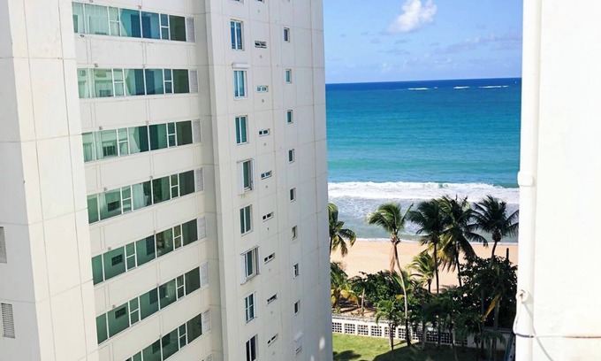 Isla Verde Apartment | Beachfront Wave at Isla Verde