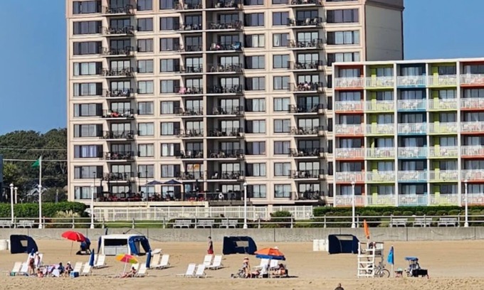 Northeast Virginia Beach Condo | BEACHFRONT! WELCOME to “Lil Slice O’ Heaven!” at THE COLONY. UNIT 403! 2bd 2b