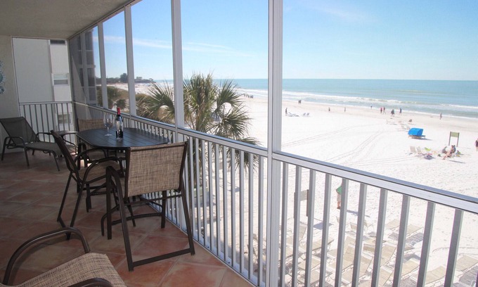 Siesta Key Condo | Beachfront Paradise with Breathtaking Gulf Views & Pool