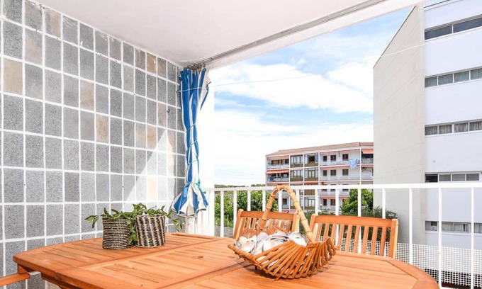 Comarruga Apartment | Family-Friendly Stay at Apartment El Vendrell in 3 Bedrooms