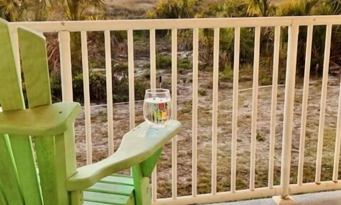 Tybee Island Condo | Ocean Song 313: Beachfront Condo with Pool & Ocean View