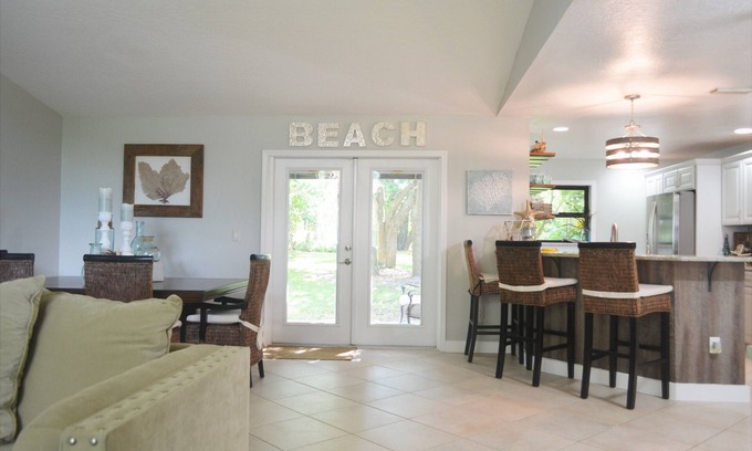 Floridana Beach House | Oceanfront Retreat: Beachside Paradise in Floridana Beach