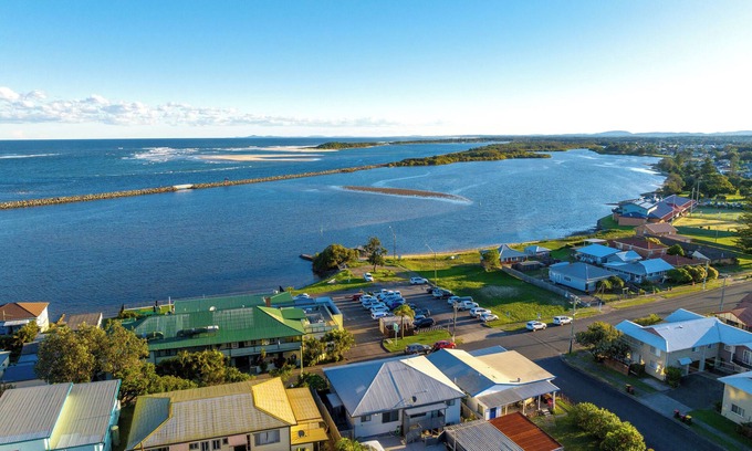 Harrington Apartment | Pet-Friendly Retreat at Beachside Harrington - Rated 10/10