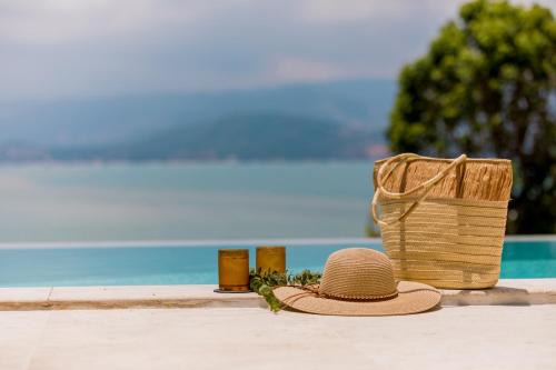 Moo 5 Villa | Beachside Villa at Sunset Cove Bay with Ocean and Mountain Views