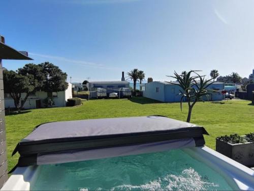 Fleur Park Apartment | Beachwood Cottage: Family-Friendly Retreat with Great Amenities