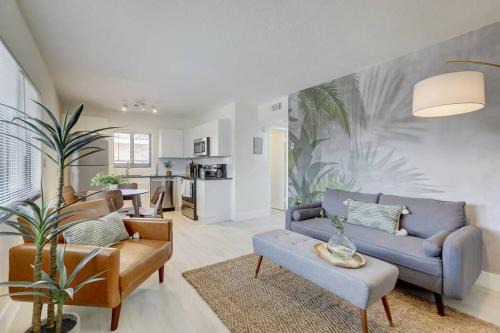 Imperial Point Apartment | Beachy & Boho Apartment for 6 with Pool and Pet-Friendly Perks