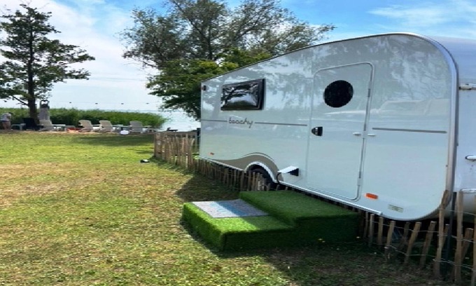 Luetow House | Cozy Beachy Caravan in Lütow with Family-Friendly Amenities