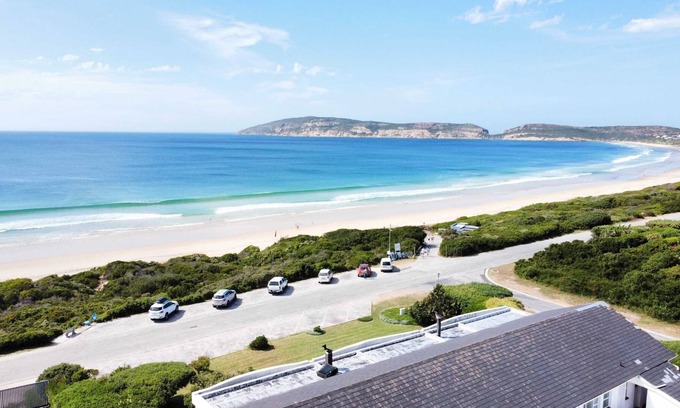 Robberg Beach Apartment | Beachy Head Hideaway 9 | Overlooks Robberg 5 Beach