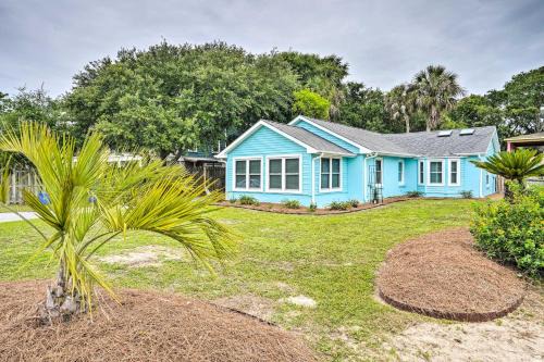 Isle of Palms House | Oceanfront Isle of Palms Home Steps from the Beach!