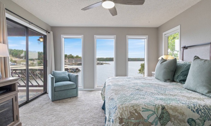 Osage Beach Condo | Lakefront Oasis with Pool and Spectacular Views