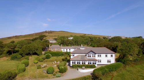 St. Agnes Hotel | Experience Beacon Country House Hotel & Shepherd Huts Escape