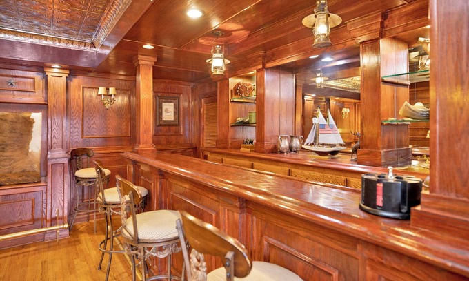 Upper Moonridge House | Bear Creek Lodge #735: Pet-Friendly Paradise by the Ocean