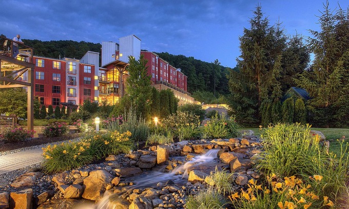 Macungie Resort | Discover Bear Creek Mountain Resort: Pool, Spa & More!