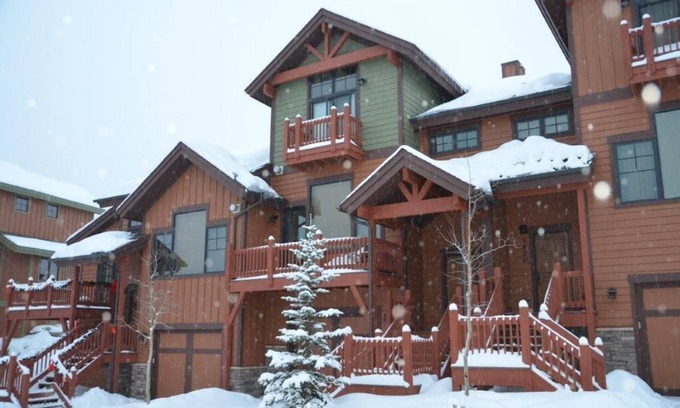 Bear Crossing House | Bear Crossing 1390 | Pet-Friendly Mtn Townhome with Hot Tub