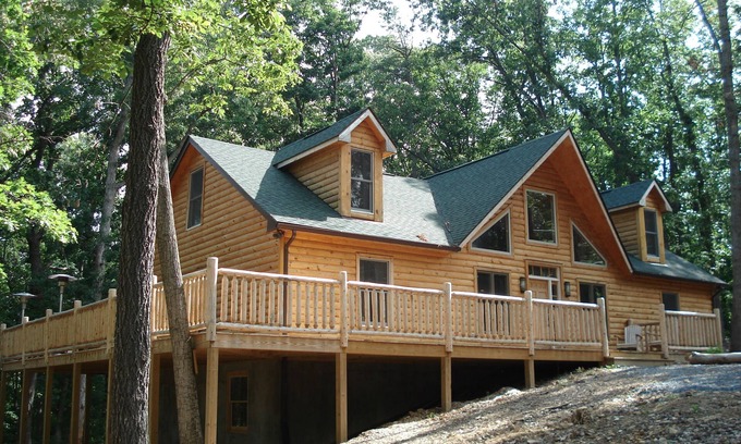 Shenandoah Cabin | Bear Crossing: Premier Mountain Getaway with Pool & Spa