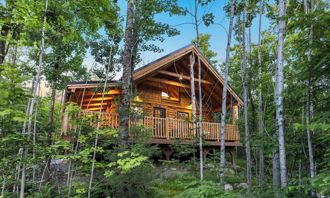 Starks Cabin | Bear Cub Lodge: Guest Rated 10/10 with Family-Friendly Amenities