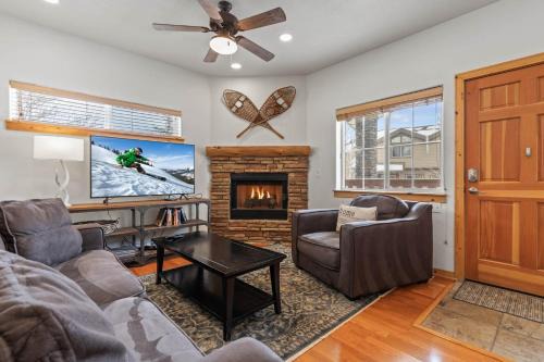 Bear Hollow Village House | Inviting Bear Hollow Village 5519 with Hot Tub & Pet-Friendly