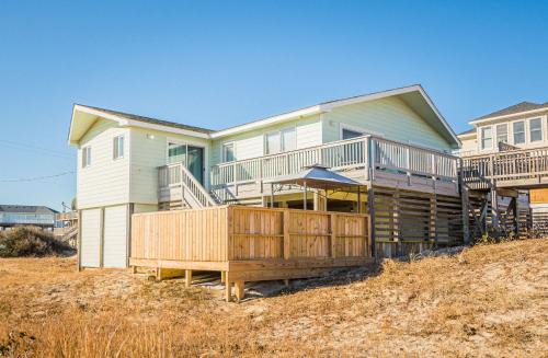 Carova Beach House | Discover Family-Friendly Comfort at Bear Inn