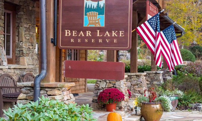 Bear Lake Reserve Condo | Discover Summer Bear Lake's Best Pet-Friendly Getaway!