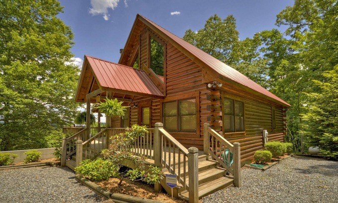 McCaysville Cabin | Explore Adventure with Free Rafting & Ziplining Retreat