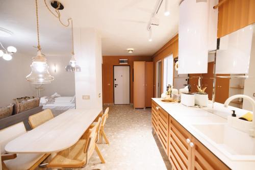 Alba Iulia Apartment | Bear's Apartment Suite Alba Iulia