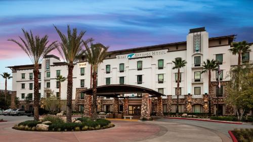 Highland Hotel | Inviting Bear Springs Hotel with Oceanfront Views & Pool