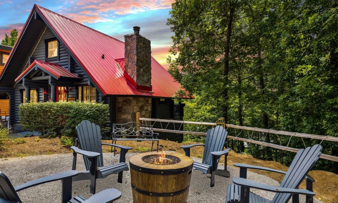 Sevierville Cabin | Cozy Retreat: Bearless Whisper Cabin Near Soaky Mountain!