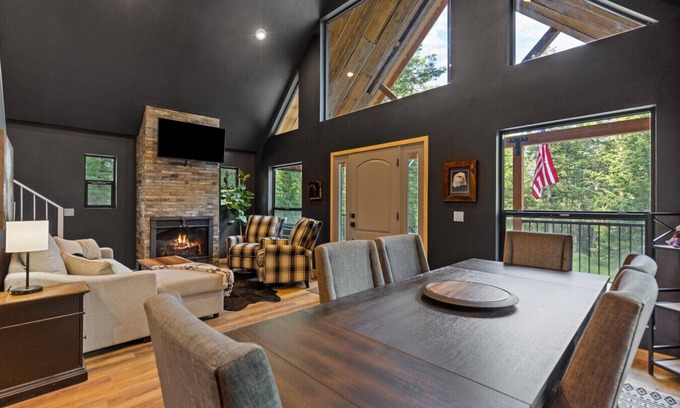 Lakeside House | Bearly Behavin' - A-Frame Living w/Forest Views