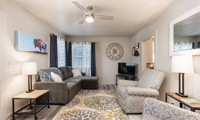 Red Lodge House | Beartooth Bungalow: Guest Rated 10/10 with Pet-Friendly Perks