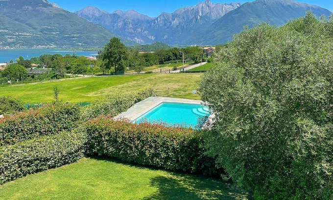Colico Apartment | Beata Rose Holiday Flat: Pet-Friendly Oasis with Pool