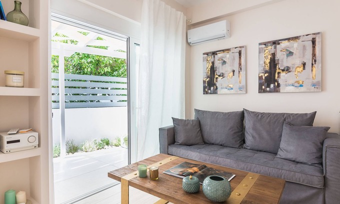 Athens City Centre Apartment | Trendy BeAthenian Apartment with Private Terrace Awaits