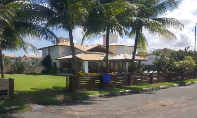 Jenipabu House | Beautiful Beach House with Oceanfront Views & Private Pool