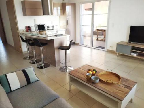 Erbalunga Apartment | Peaceful T2 Steps from Erbalunga Port - Guest Rated 9.3