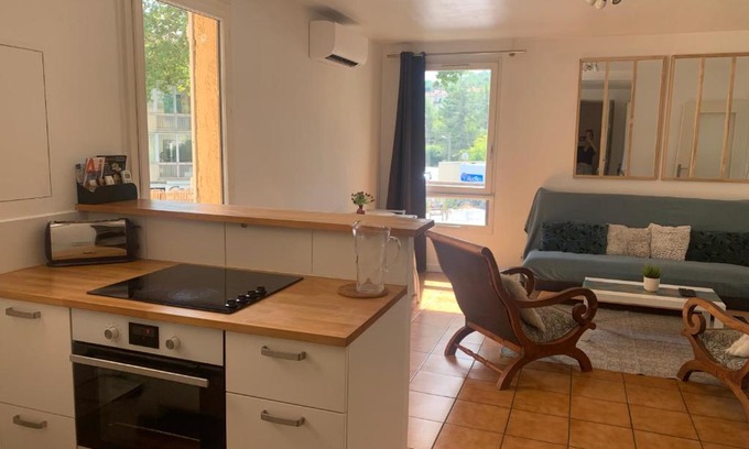 Grand Sud Apartment | Ideal T2 with Terrace, Perfect for Families and Pets