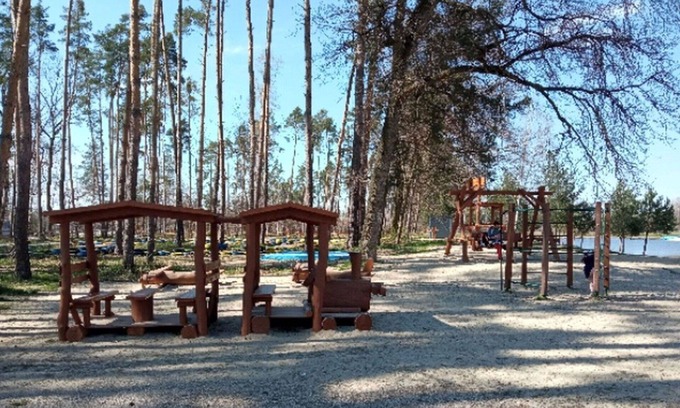 Hradec Kralove House | Spacious Villa Apartment for Groups with Pets and Free WIFI