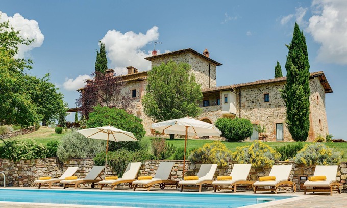 Castelnuovo Berardenga Villa | Idyllic Villa with Private Pool in Chianti – Guest Rated 10/10