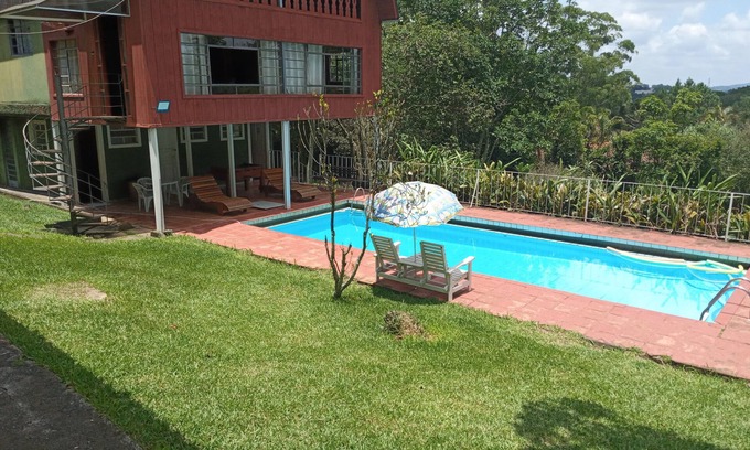 Vargem Grande Paulista House | Charming Farmhouse Retreat, 10/10 Guest Rated & Pet Friendly