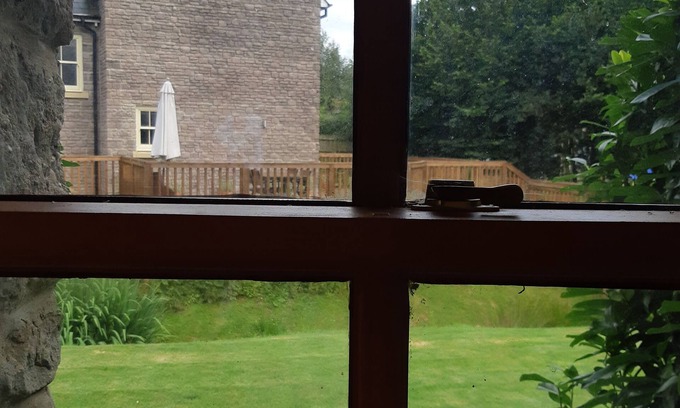 Redbrook Cottage | Cozy 1-Bed Cottage in Trellech with Breakfast & Pet-Friendly