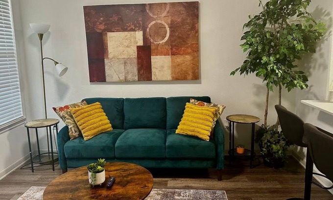 Frisco Condo | Beautiful 1-bedroom condo in Frisco near Shops