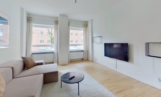 Frederiksberg C Apartment | Inviting 1-Bedroom Retreat in Frederiksberg C Awaits