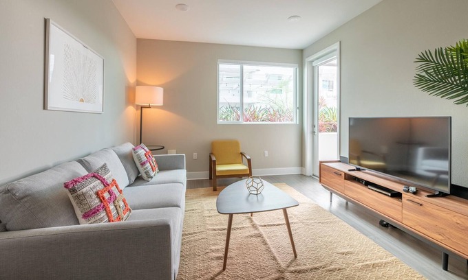 Airport Area Apartment | Beautiful 1BR in Irvine, Parking + Pet-Friendly