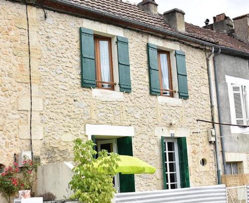 Le Bugue House | Cozy 2-Bed Cottage in Le Bugue - Pet and Child Friendly